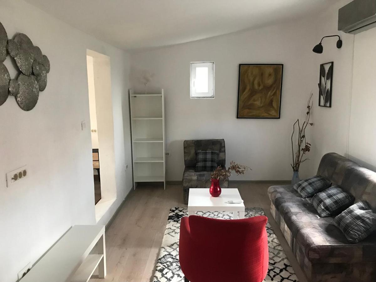 פודגוריצה Apartment Old Town מראה חיצוני תמונה